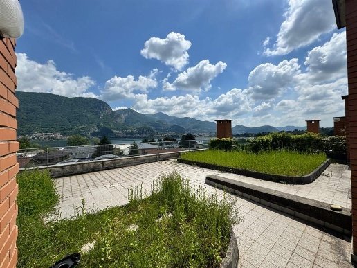 appartamento in vendita a Garlate