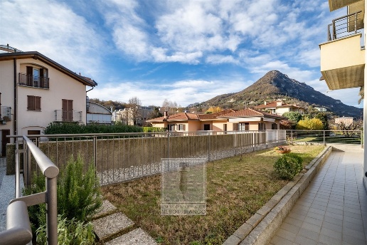 appartamento in vendita a Garlate