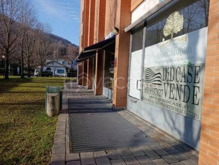 negozio in vendita a Garlate