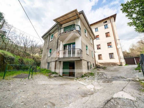 casa indipendente in vendita a Garlate