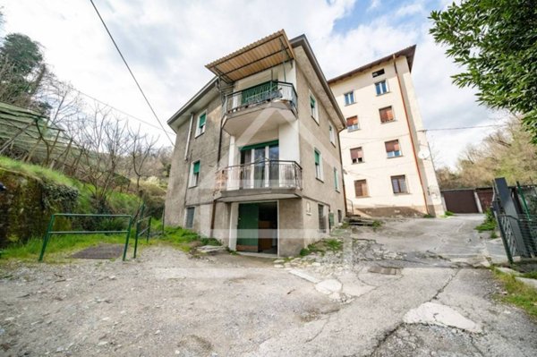 casa indipendente in vendita a Garlate