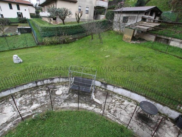 casa indipendente in vendita a Garlate