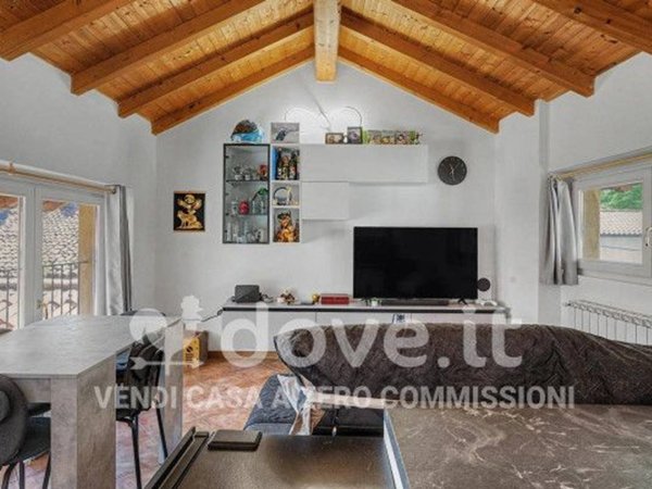 appartamento in vendita a Garlate in zona Ponte