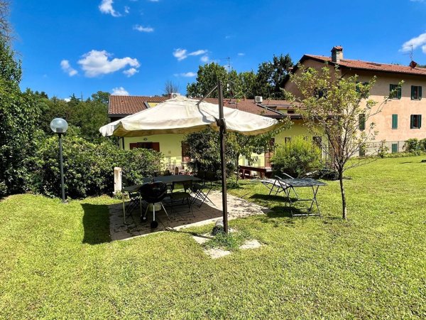 appartamento in vendita ad Imbersago