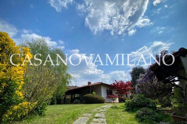 casa indipendente in vendita ad Imbersago