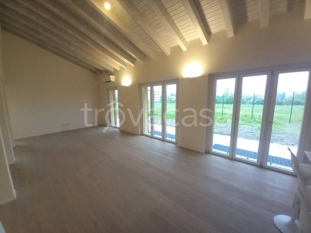 casa indipendente in vendita ad Imbersago