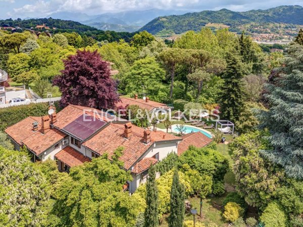 casa indipendente in vendita ad Imbersago