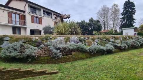 casa indipendente in vendita ad Imbersago