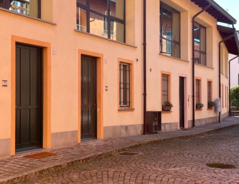 appartamento in vendita ad Imbersago