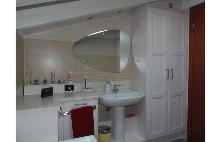 appartamento in vendita ad Imbersago