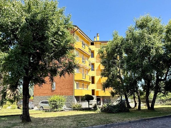 appartamento in vendita ad Imbersago