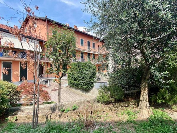 appartamento in vendita ad Imbersago