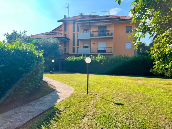appartamento in vendita ad Imbersago