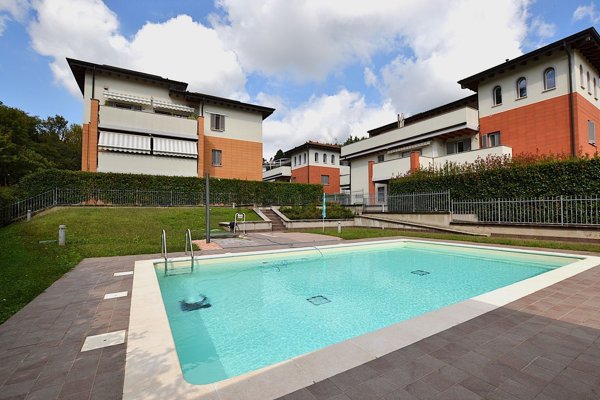 appartamento in vendita ad Imbersago