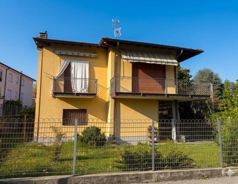 casa indipendente in vendita ad Imbersago