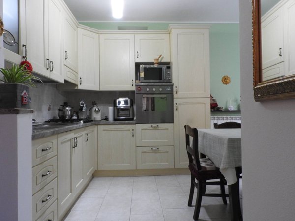 casa indipendente in vendita ad Imbersago
