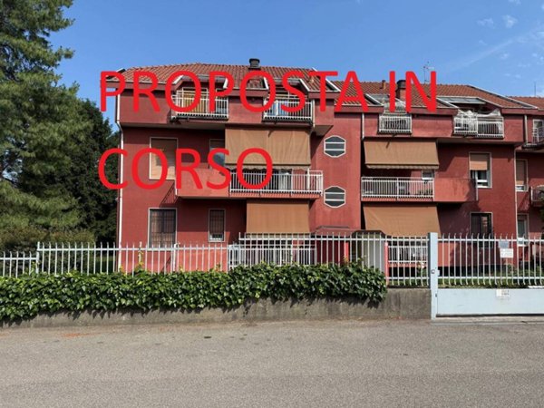 appartamento in vendita ad Imbersago