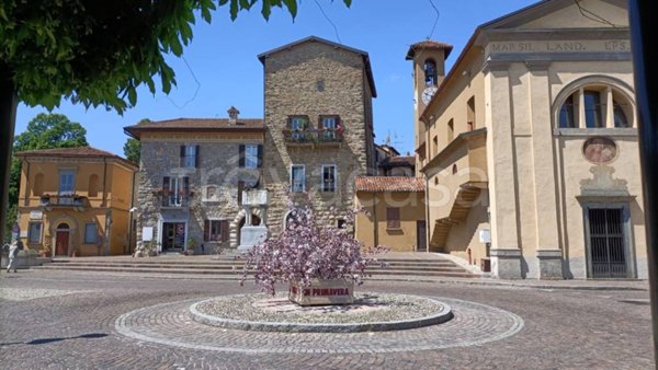 appartamento in vendita ad Imbersago