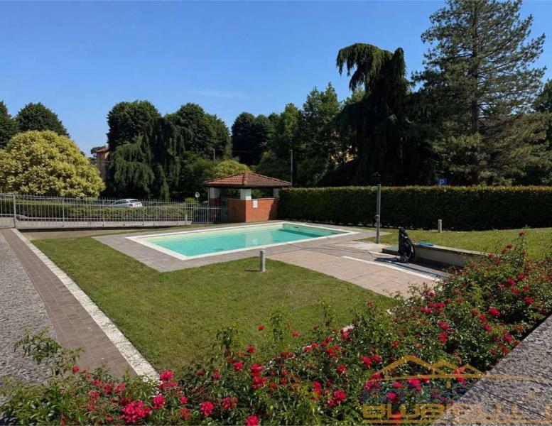 appartamento in vendita ad Imbersago