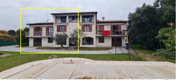 casa indipendente in vendita ad Imbersago