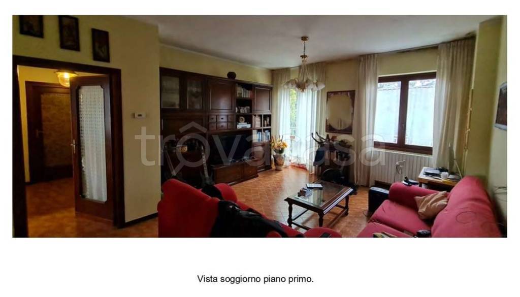 casa indipendente in vendita ad Imbersago