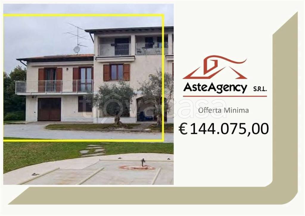 casa indipendente in vendita ad Imbersago