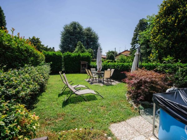 casa indipendente in vendita ad Imbersago