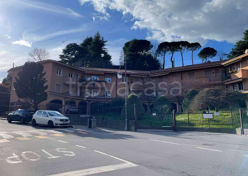 appartamento in vendita ad Imbersago