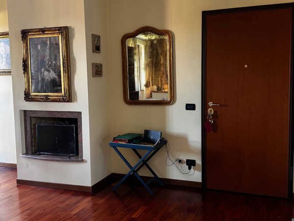 appartamento in vendita ad Imbersago