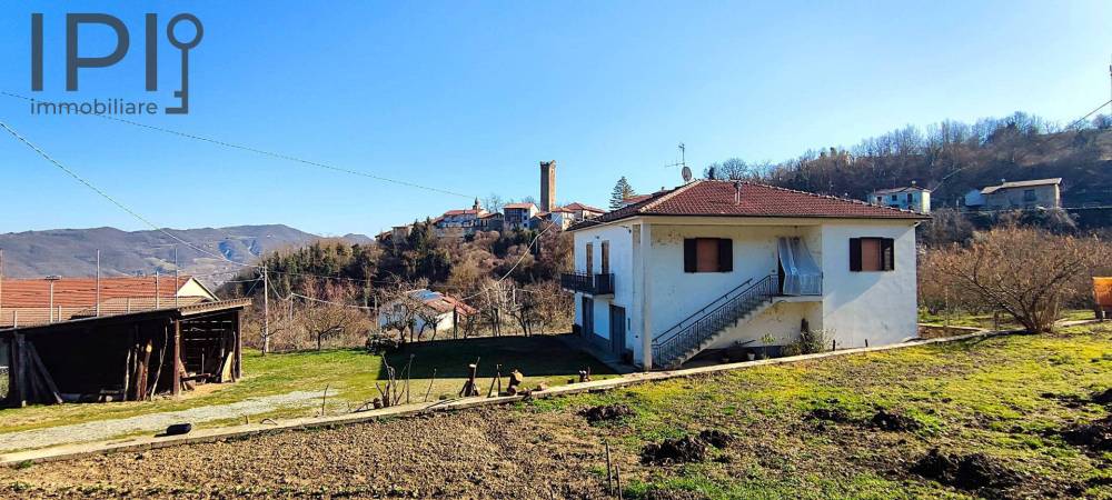 casa indipendente in vendita a Denice