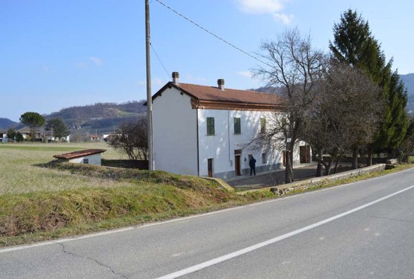 casa indipendente in vendita a Denice