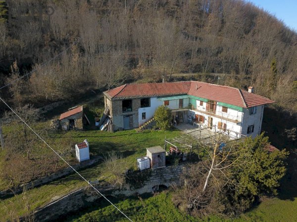casale in vendita a Denice in zona Gorghi