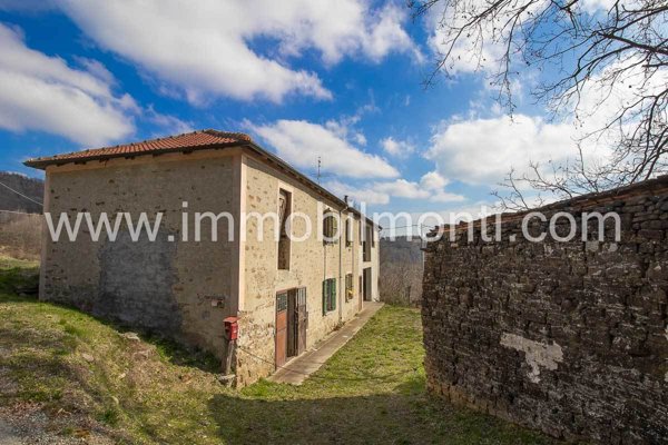 casa indipendente in vendita a Denice