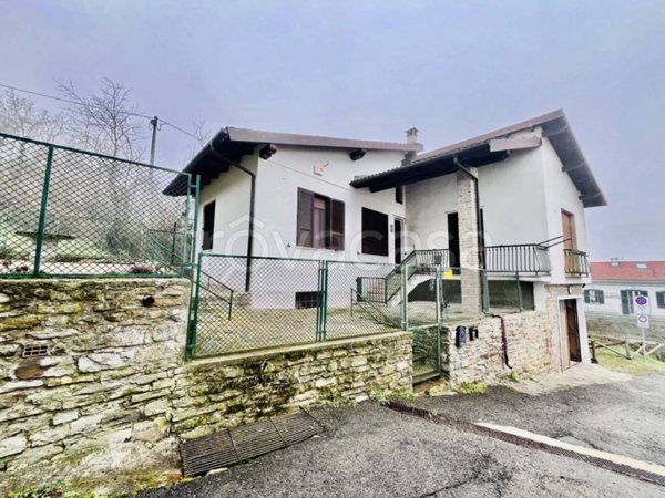 appartamento in vendita a Denice