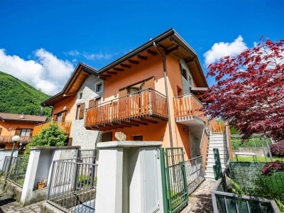 appartamento in vendita ad Introbio