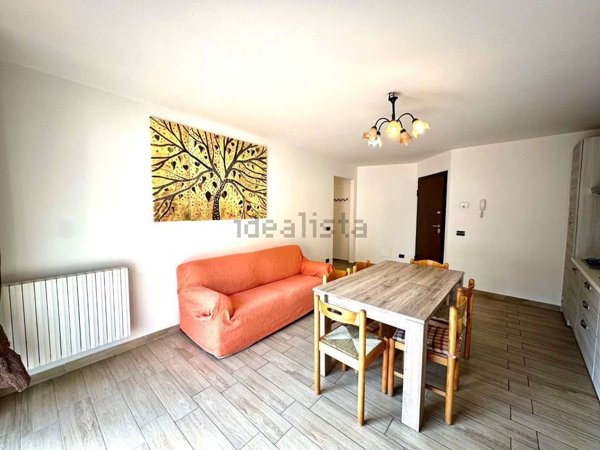 appartamento in vendita ad Introbio