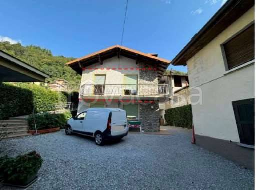 appartamento in vendita ad Introbio