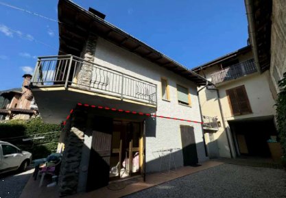 appartamento in vendita ad Introbio