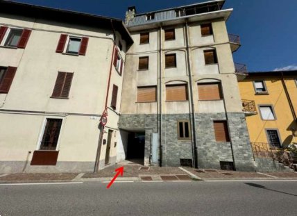 casa semindipendente in vendita ad Introbio