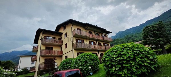 appartamento in vendita ad Introbio