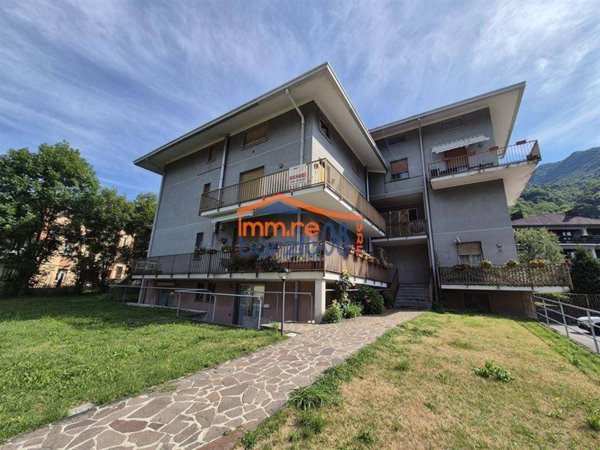 appartamento in vendita ad Introbio