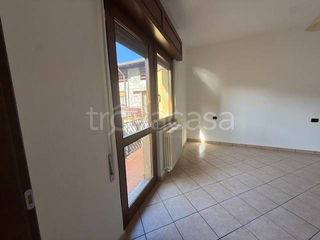 appartamento in vendita ad Introbio