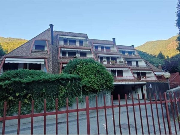 appartamento in vendita ad Introbio