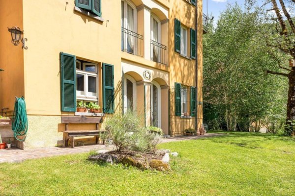 casa indipendente in vendita ad Introbio