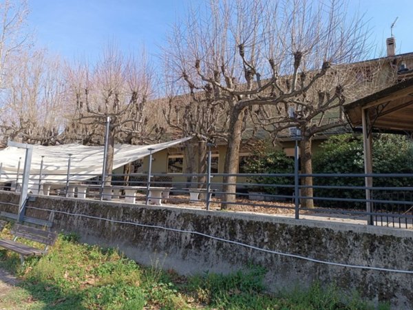 negozio in vendita a Lecco