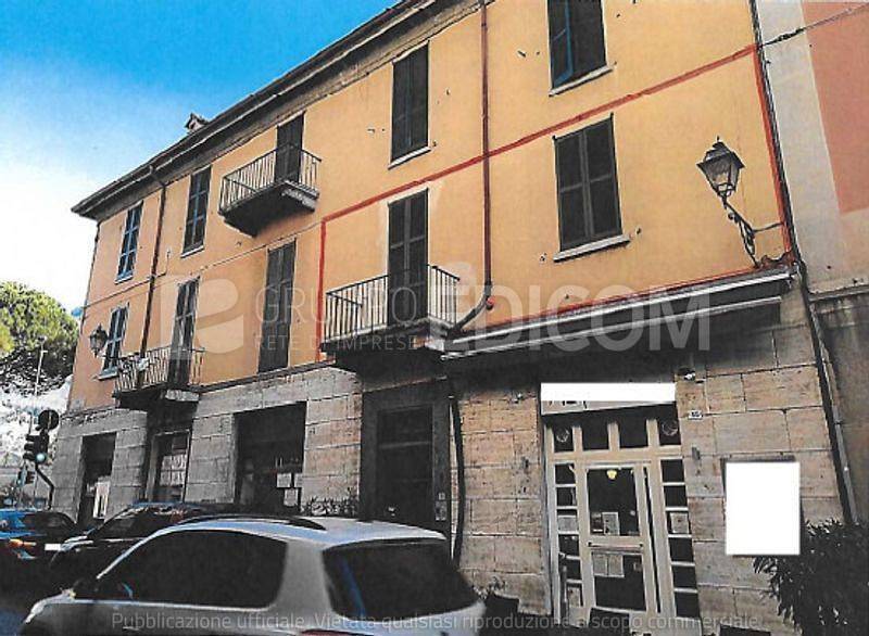 appartamento in vendita a Lecco in zona Lecco Centro