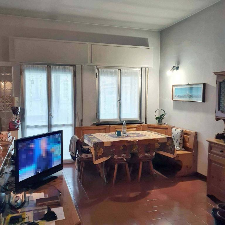 appartamento in vendita a Lecco in zona Via della Pergola