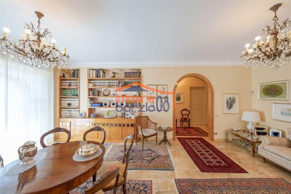appartamento in vendita a Lecco in zona Castello