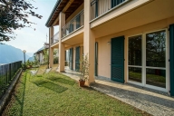 casa indipendente in vendita a Lecco