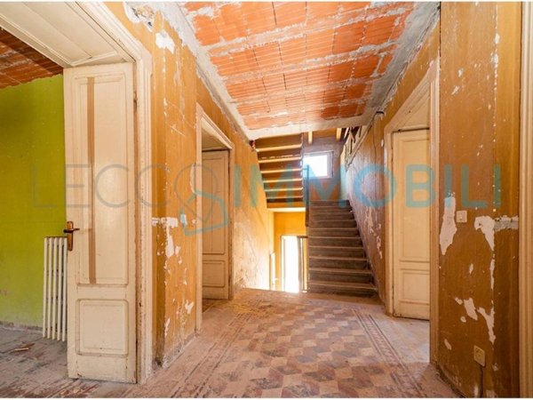 casa indipendente in vendita a Lecco in zona Bonacina